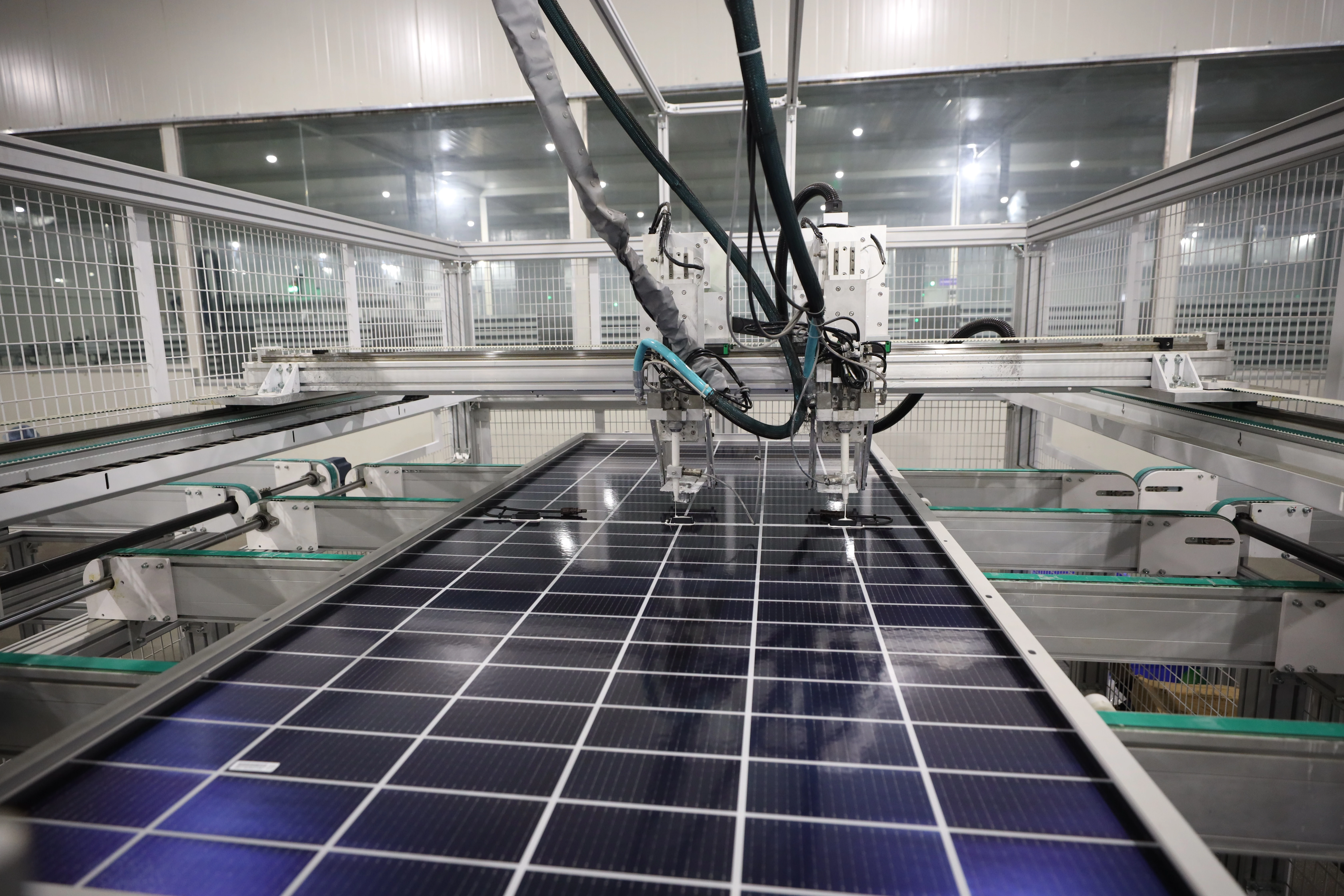 How Solar Panels Are Manufactured: Inside a Fully Automated Module Factory